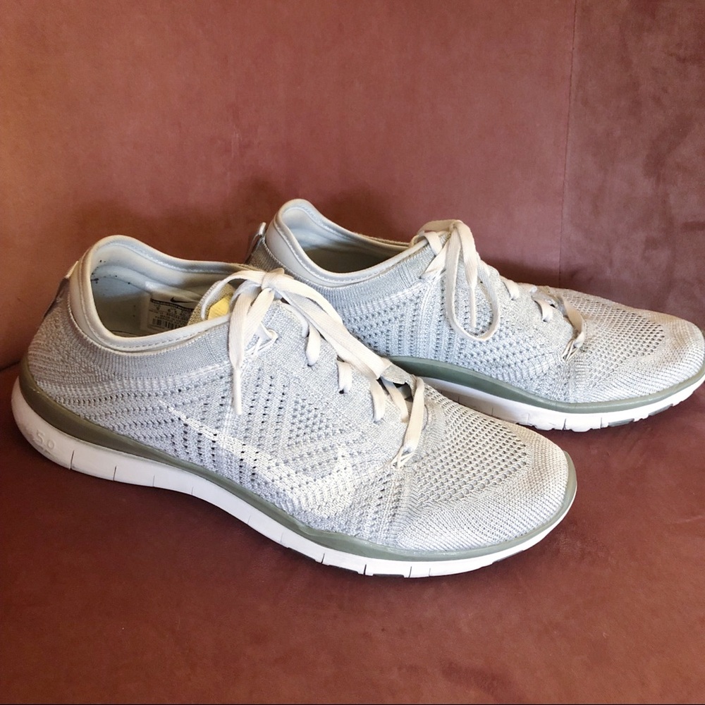Nike Free Flyknits